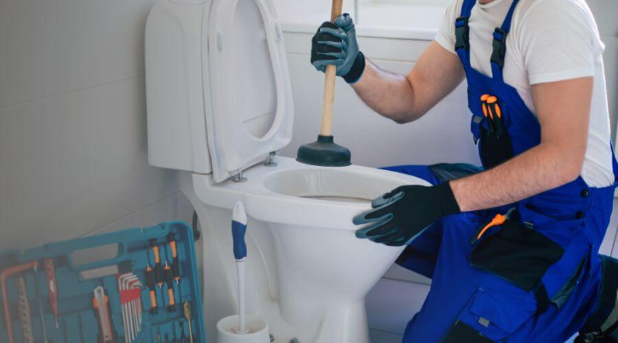 Local annual plumbing maintenance in Gas, KS